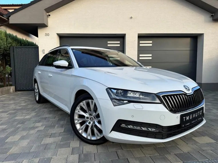 Škoda Superb Combi 2.0 TDI SCR Style DSG 2020